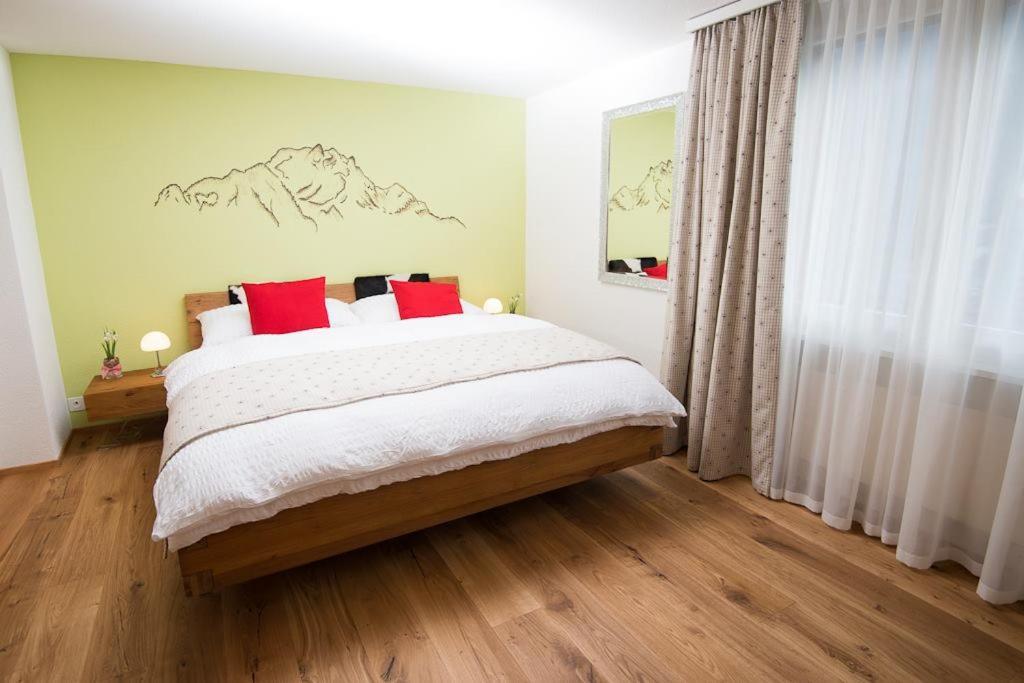 Hotel Roggerli 헤르기스빌 외부 사진